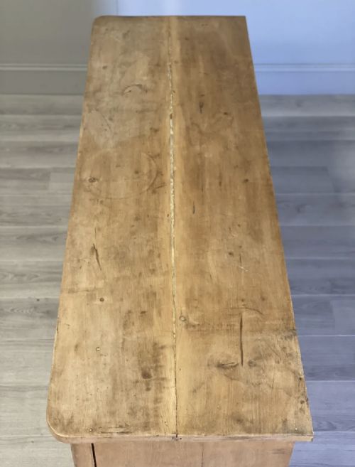 19TH CENTURY PINE DRESSER BASE WITH SYCAMORE TOP - ADDITIONAL PHOTO 9