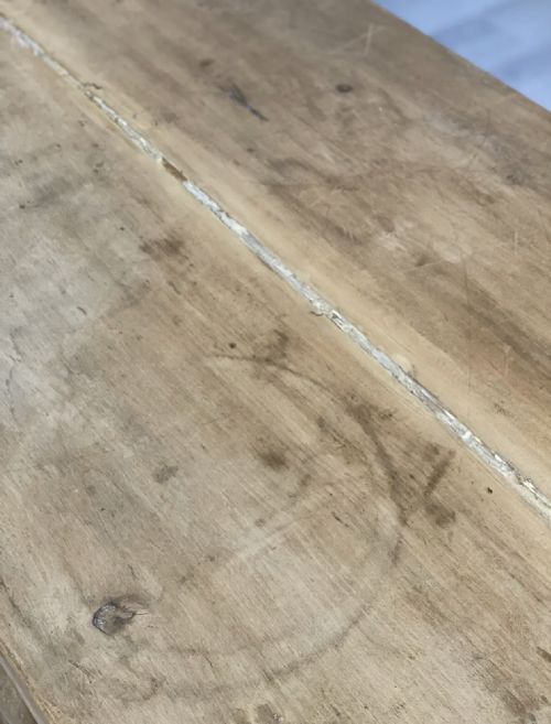 19TH CENTURY PINE DRESSER BASE WITH SYCAMORE TOP - ADDITIONAL PHOTO 10