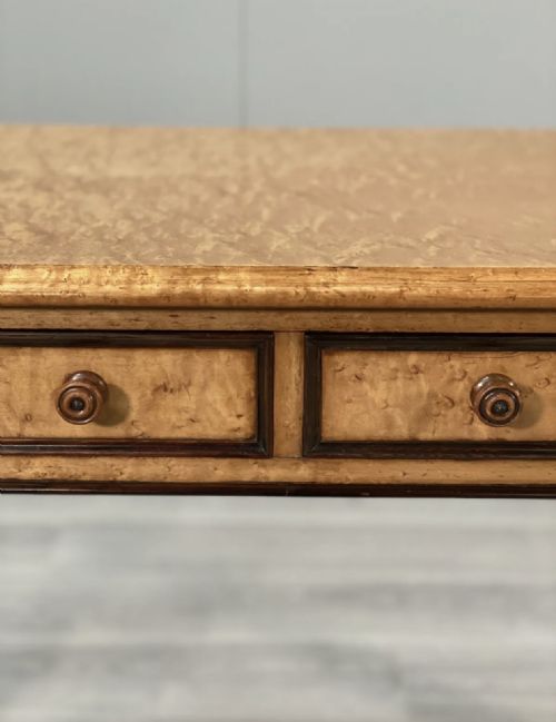 19TH CENTURY BIRDS EYE MAPLE CONSOLE TABLE - ADDITIONAL PHOTO 2