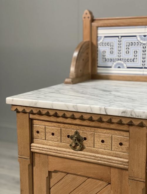 19TH CENTURY AESTHETIC MOVEMENT ASH WASHSTAND - ADDITIONAL PHOTO 4