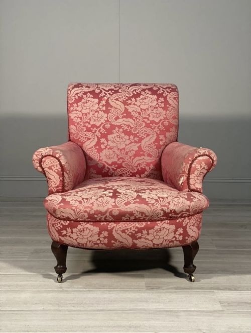 A DEEP SEATED 19TH CENTURY COUNTRY HOUSE ARMCHAIR - ADDITIONAL PHOTO 2
