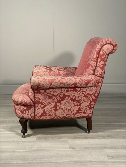A DEEP SEATED 19TH CENTURY COUNTRY HOUSE ARMCHAIR - ADDITIONAL PHOTO 10