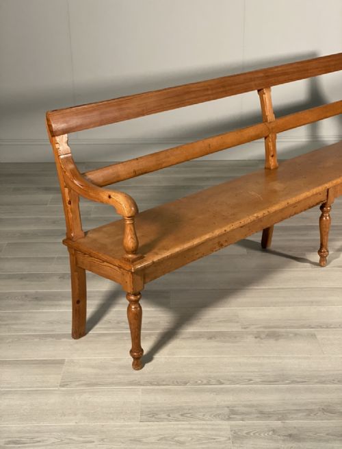 LARGE 19TH CENTURY PINE BENCH - ADDITIONAL PHOTO 1