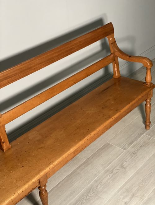 LARGE 19TH CENTURY PINE BENCH - ADDITIONAL PHOTO 7
