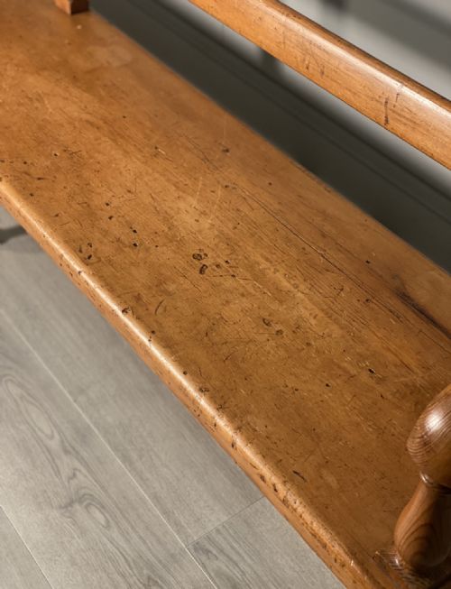 LARGE 19TH CENTURY PINE BENCH - ADDITIONAL PHOTO 9