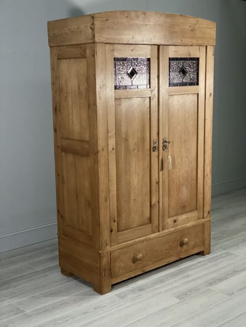 19TH CENTURY PINE HALL CUPBOARD - ADDITIONAL PHOTO 6