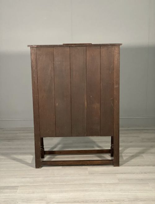 SMALL 17TH CENTURY STYLE CARVED OAK CABINET - ADDITIONAL PHOTO 11