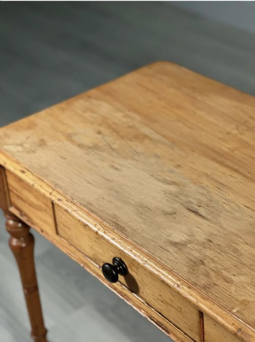 19TH CENTURY PINE SIDE TABLE - ADDITIONAL PHOTO 10