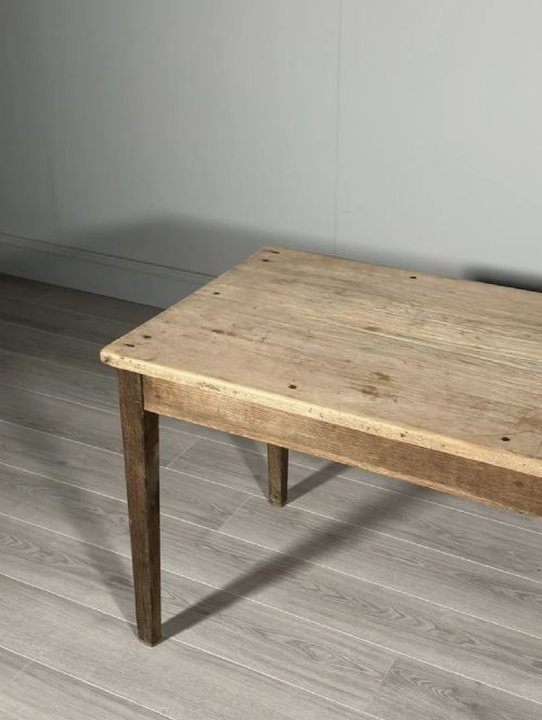 ANTIQUE SYCAMORE TOP FRENCH DINING TABLE - ADDITIONAL PHOTO 5