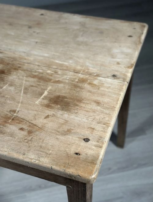ANTIQUE SYCAMORE TOP FRENCH DINING TABLE - ADDITIONAL PHOTO 7
