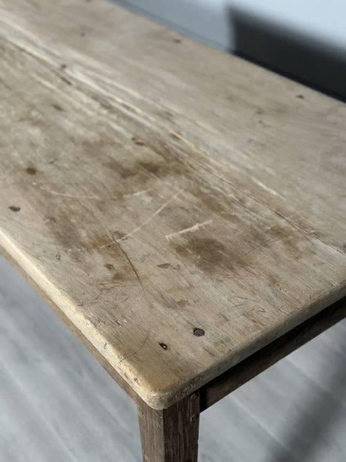 ANTIQUE SYCAMORE TOP FRENCH DINING TABLE - ADDITIONAL PHOTO 9