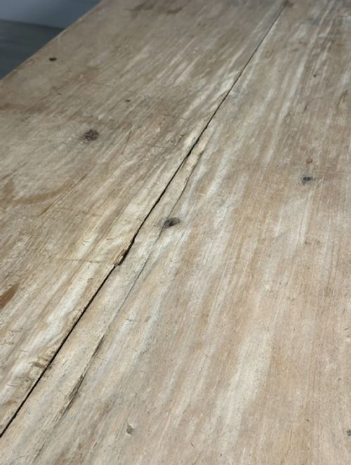 ANTIQUE SYCAMORE TOP FRENCH DINING TABLE - ADDITIONAL PHOTO 10