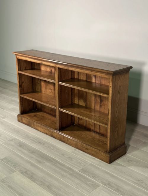 early 20th century antique oak bookcase - CATEGORY: ANTIQUE BOOKCASES - DATED 1920