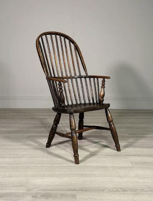 EARLY 19TH CENTURY ELM WINDSOR CHAIR - ADDITIONAL PHOTO 1
