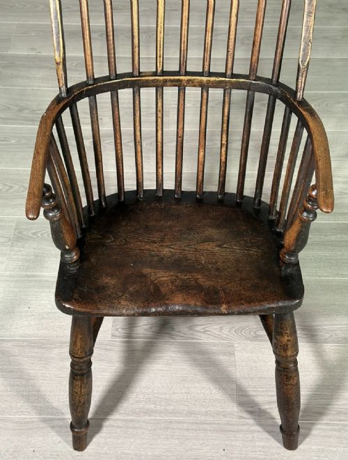 EARLY 19TH CENTURY ELM WINDSOR CHAIR - ADDITIONAL PHOTO 4