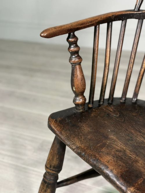 EARLY 19TH CENTURY ELM WINDSOR CHAIR - ADDITIONAL PHOTO 5