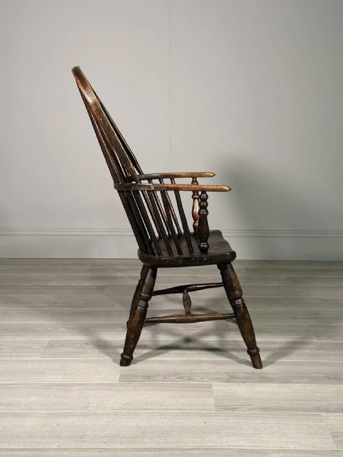 EARLY 19TH CENTURY ELM WINDSOR CHAIR - ADDITIONAL PHOTO 8