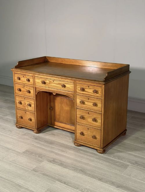 19TH CENTURY SOLID ASH KNEEHOLE DESK - ADDITIONAL PHOTO 1