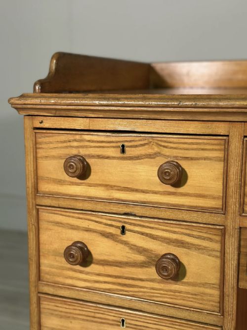 19TH CENTURY SOLID ASH KNEEHOLE DESK - ADDITIONAL PHOTO 6