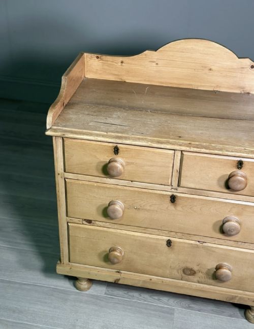 19TH CENTURY PINE CHEST OF DRAWERS - ADDITIONAL PHOTO 1