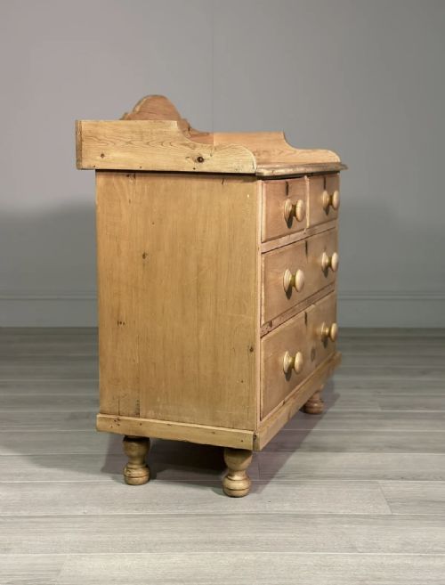 19TH CENTURY PINE CHEST OF DRAWERS - ADDITIONAL PHOTO 6