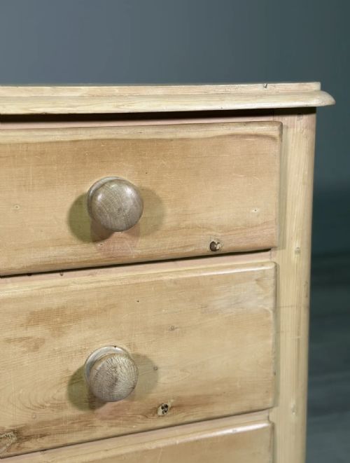 VICTORIAN PINE CHEST OF DRAWERS - ADDITIONAL PHOTO 3