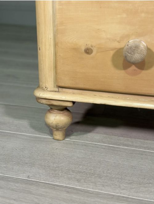 VICTORIAN PINE CHEST OF DRAWERS - ADDITIONAL PHOTO 5