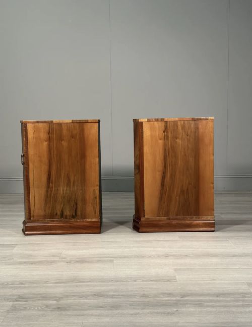 A PAIR OF ART DECO BURR WALNUT BEDSIDE CABINETS - ADDITIONAL PHOTO 6