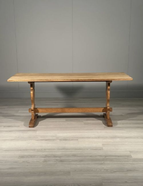 ARTS AND CRAFTS LIGHT OAK REFECTORY TABLE - ADDITIONAL PHOTO 3