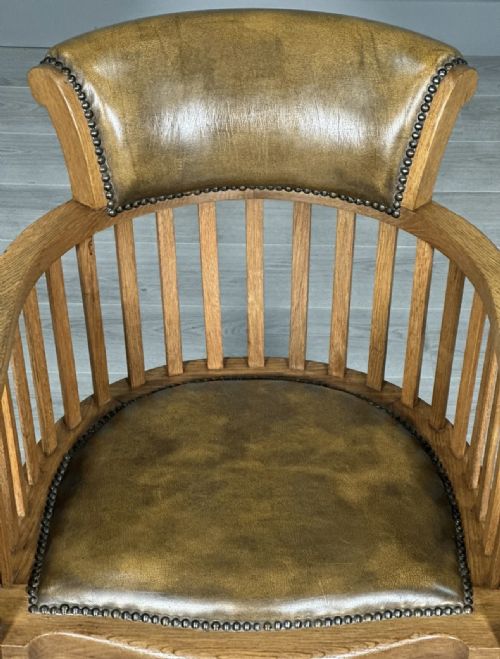 EDWARDIAN OAK AND LEATHER DESK CHAIR - ADDITIONAL PHOTO 5