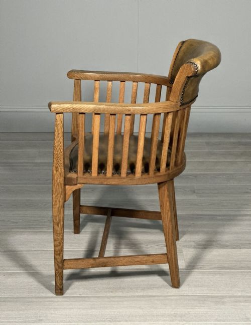 EDWARDIAN OAK AND LEATHER DESK CHAIR - ADDITIONAL PHOTO 6