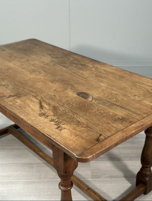 19TH CENTURY OAK DINING TABLE - ADDITIONAL PHOTO 5