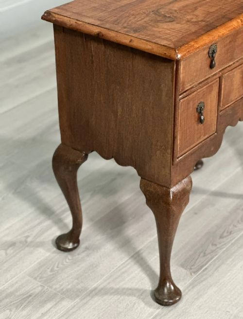 19TH CENTURY WALNUT LOWBOY - ADDITIONAL PHOTO 3