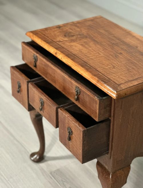 19TH CENTURY WALNUT LOWBOY - ADDITIONAL PHOTO 6