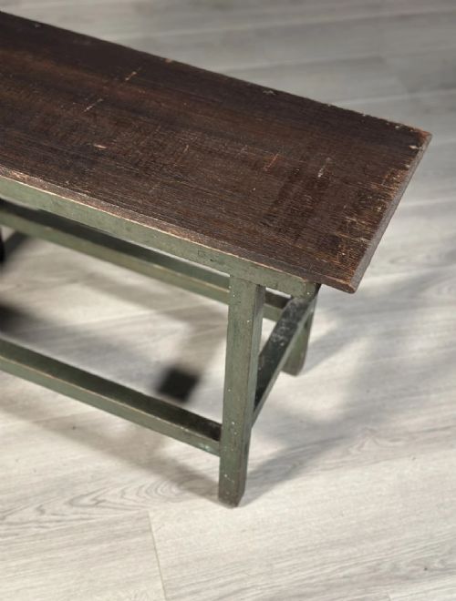 ANTIQUE SIDE TABLE IN ORIGINAL GREEN PAINT - ADDITIONAL PHOTO 1