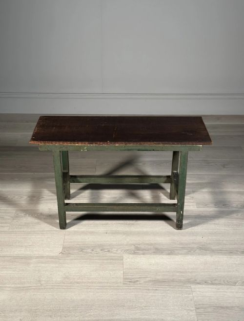 ANTIQUE SIDE TABLE IN ORIGINAL GREEN PAINT - ADDITIONAL PHOTO 3