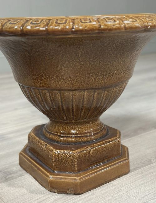 LARGE PAIR OF ANTIQUE SALT GLAZED GARDEN URNS - ADDITIONAL PHOTO 4