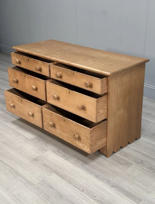 19TH CENTURY OAK BANK OF DRAWERS - ADDITIONAL PHOTO 2
