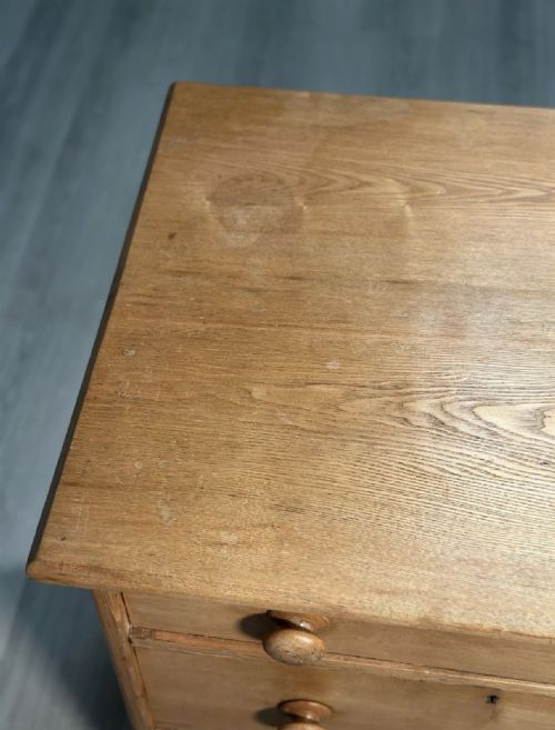 19TH CENTURY OAK BANK OF DRAWERS - ADDITIONAL PHOTO 12