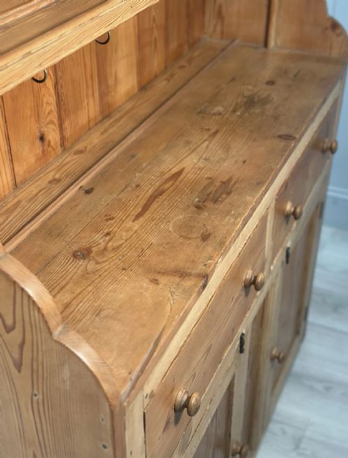 ANTIQUE PINE DRESSER C1910 - ADDITIONAL PHOTO 11