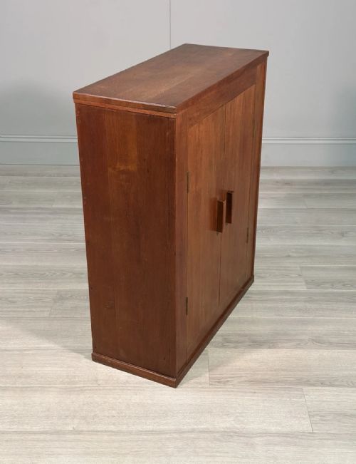 SMALL COTSWOLD OAK CUPBOARD C1930 - ADDITIONAL PHOTO 6