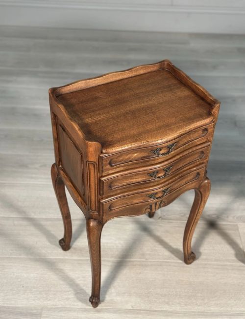 ANTIQUE FRENCH OAK BEDSIDE CABINETS - ADDITIONAL PHOTO 1