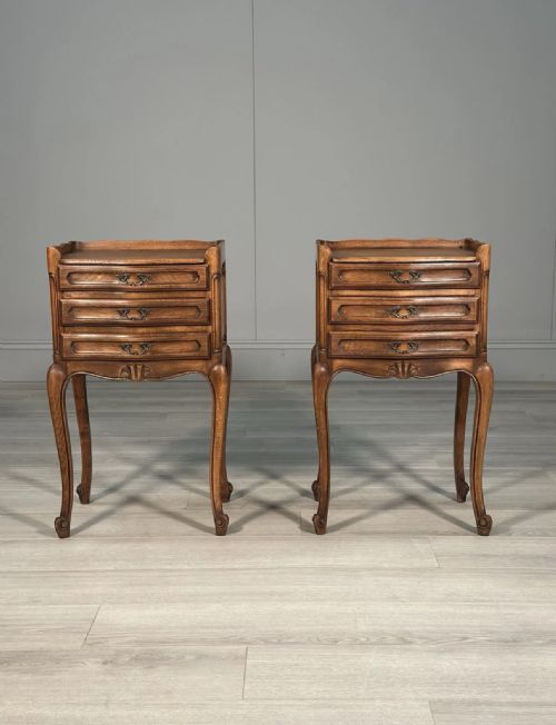 ANTIQUE FRENCH OAK BEDSIDE CABINETS - ADDITIONAL PHOTO 3