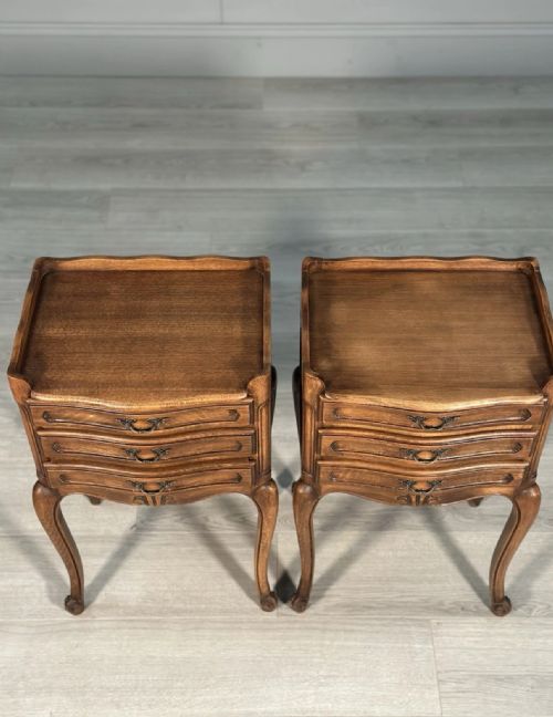 ANTIQUE FRENCH OAK BEDSIDE CABINETS - ADDITIONAL PHOTO 9