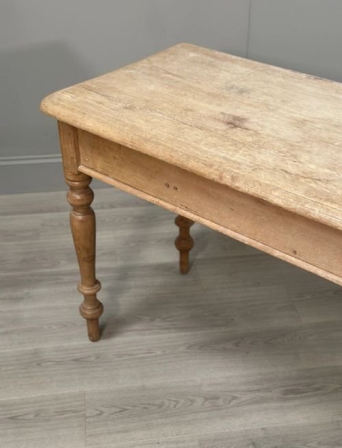 LARGE 19TH CENTURY PINE PREP TABLE - ADDITIONAL PHOTO 3