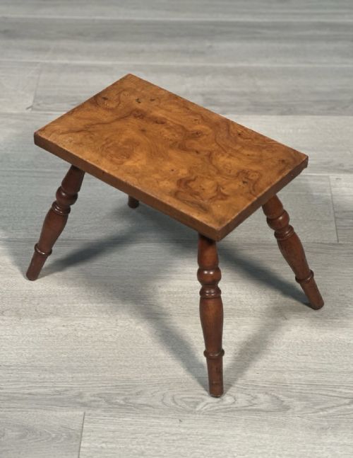 SMALL BURR YEW WOOD STOOL C1880 - ADDITIONAL PHOTO 1