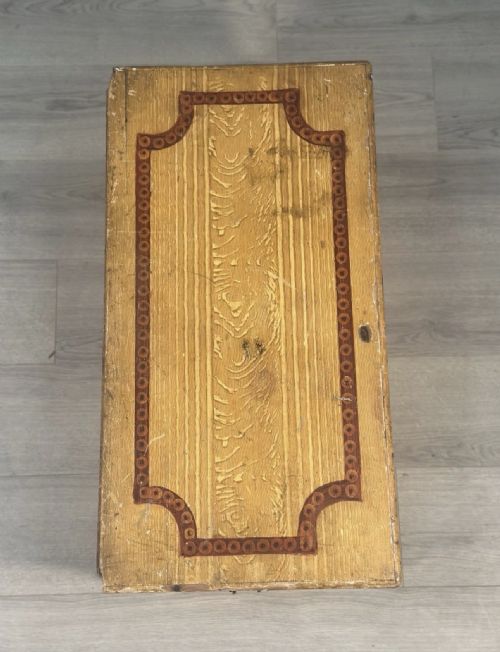 VICTORIAN PINE CHEST IN ORIGINAL PAINT - ADDITIONAL PHOTO 12