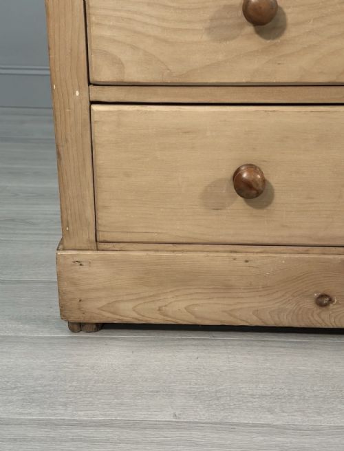 ANTIQUE PINE CHEST OF DRAWERS - ADDITIONAL PHOTO 4