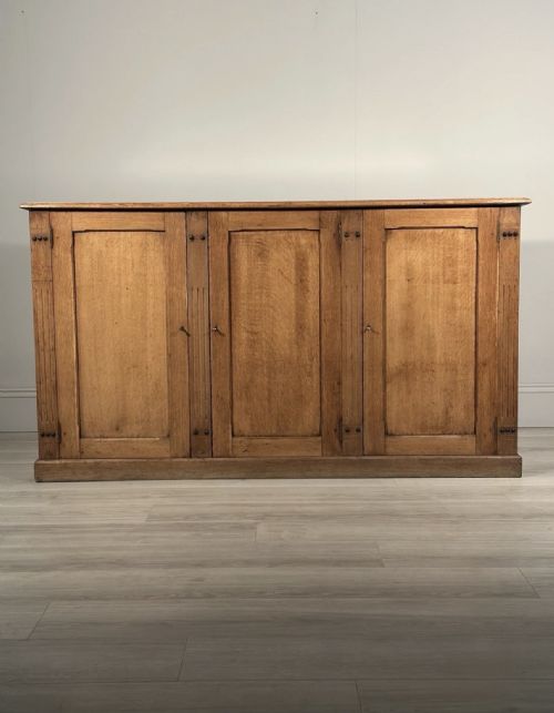 AESTHETIC MOVEMENT OAK CUPBOARD C1900 - ADDITIONAL PHOTO 1