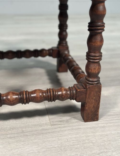 1920S OAK COFFEE TABLE - ADDITIONAL PHOTO 3